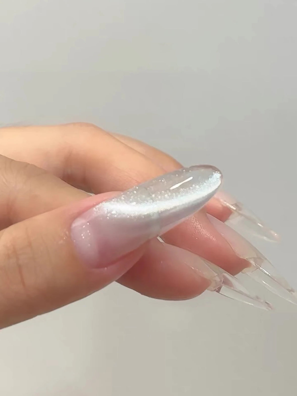 1-24pcs WS Spring Summer White Cat Eye Gel Nail Polish Explosion Flash Whitening without Grey Glass Beads Nail Art Nail Supplies